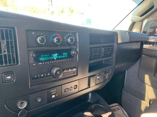 2018 Chevy Express 2500 4.3L V6 57K Miles WWW.ECONOMYVANSAUTO.COM -... for sale in Nashville, AL – photo 8