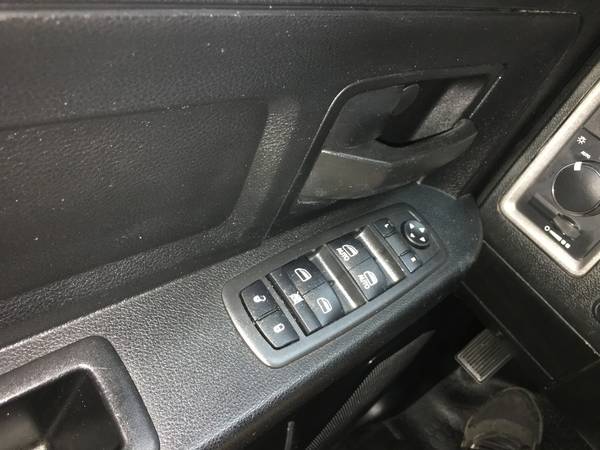 2015 RAM 3500 Crew Cab 4x4 Cummins Diesel Service Flatbed WT for sale in Arlington, NM – photo 17