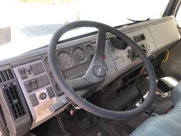 1996 Freightliner FL70 for sale in Other, AZ – photo 17