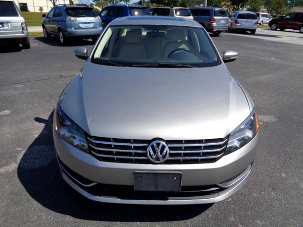 2014 Volkswagen Passat 4dr Sdn 2.0L DSG TDI SE w/Sunroof - cars &... for sale in Greenville, SC – photo 5