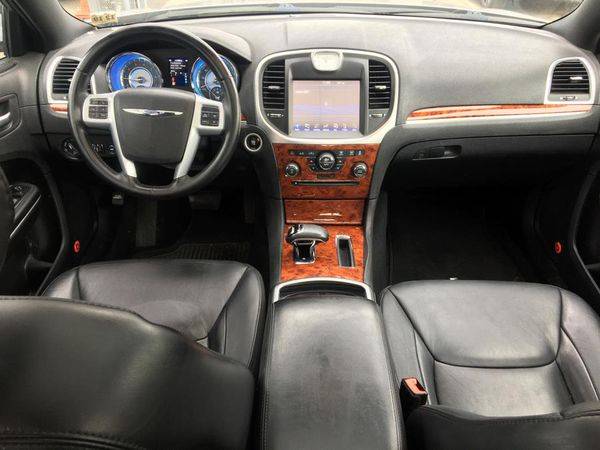 2014 Chrysler 300 4dr Sdn RWD Guaranteed Credit Approval! for sale in Brooklyn, NY – photo 13