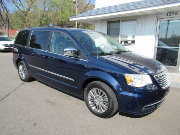 2014 Chrysler Town and Country Touring L Leather only 69K! Warranty! for sale in Minneapolis, MN – photo 2