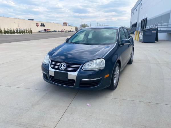 2007 Volkswagen Jetta - - by dealer - vehicle for sale in Lake Bluff, IL – photo 3