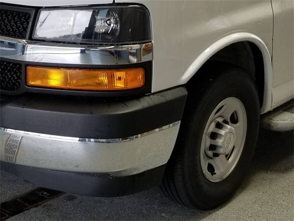 2018 Chevy *Chevrolet* *Express* *2500* Work Van van Summit White for sale in Waterford Township, MI – photo 7