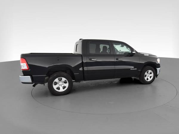 2019 Ram 1500 Crew Cab Big Horn Pickup 4D 5 1/2 ft pickup Gray - -... for sale in Peoria, IL – photo 12