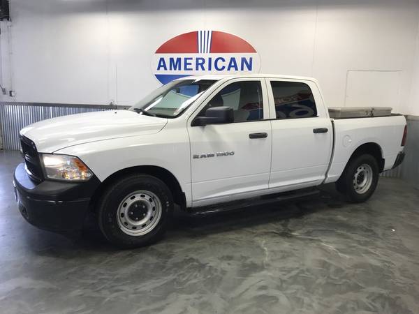 2012 RAM 1500 ST CREW CAB! CLEAN CARFAX! V8 FLEX FUEL! ONLY 76.5K MI!! for sale in Norman, TX – photo 3