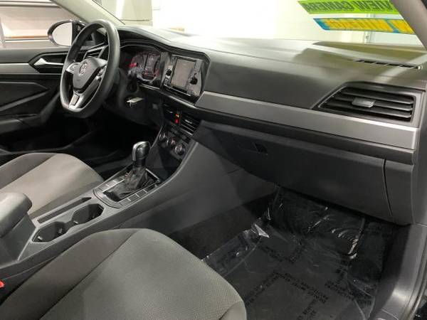 2019 Volkswagen Jetta R-Line Auto w/SULEV - cars & trucks - by... for sale in Norco, CA – photo 12
