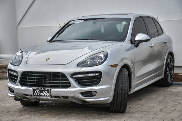 2013 Porsche Cayenne GTS hatchback Classic Silver Metallic for sale in Downers Grove, IL – photo 4