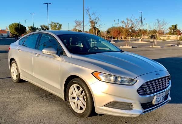 2015 Ford Fusion SE Automatic. 1 Owner, Clean Title & Smogged! -... for sale in Lancaster, CA – photo 4