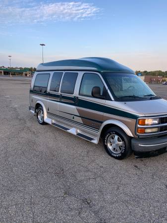 Chevy conversion van by gulfstream low miles like new no rust - cars... for sale in Canonsburg, PA – photo 11