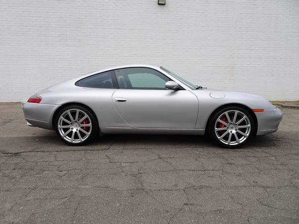 Porsche 911 Carrera 2D Coupe Sunroof Leather Seats Clean Car Low Miles for sale in Roanoke, VA