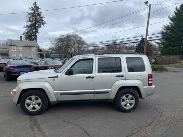 2009 Jeep Liberty 4WD 4dr Sport - - by dealer for sale in East Windsor, CT – photo 4