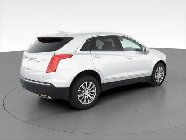 2017 Caddy Cadillac XT5 Luxury Sport Utility 4D suv Silver - FINANCE... for sale in Ringoes, NJ – photo 11
