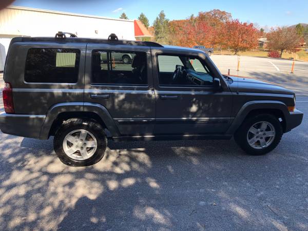 2007 Jeep Commander 4WD for sale in Skyland, NC – photo 5