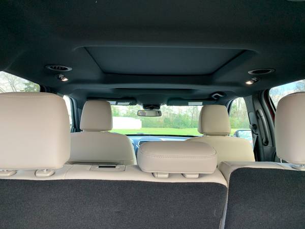 NC (1 owner) 2019 Explorer LTD - cars & trucks - by owner - vehicle... for sale in Kenly, NC – photo 10