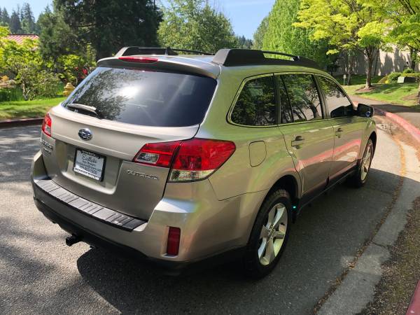 2014 Subaru Outback Limited AWD - Low Miles, Clean title, Auto for sale in Kirkland, WA – photo 5