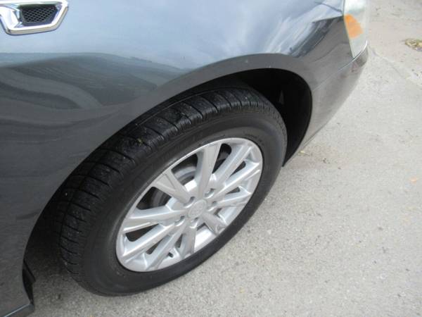 2011 Buick Lucerne CXL 4dr Sedan - - by dealer for sale in Bloomington, IL – photo 15