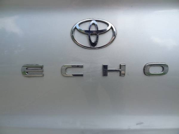 Sale Pending: 2002 Toyota Echo Sedan for sale in Fort Collins, CO – photo 19
