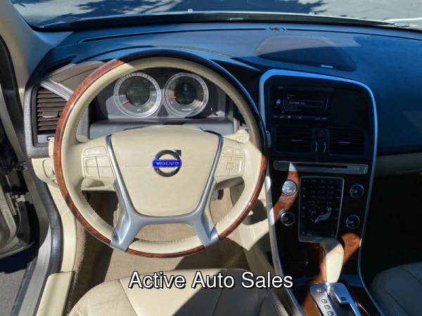 2012 Volvo XC60 AWD, Loaded! Well Maintained 2 Owner SUV! SALE for sale in Novato, CA – photo 11