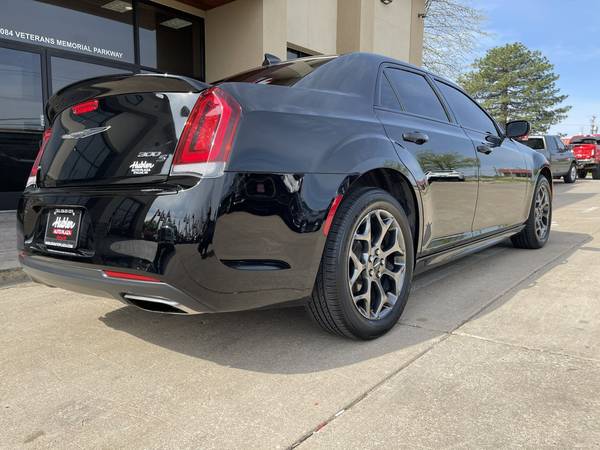 2018 CHRYSLER 300S AWD 79, 000 MILES - - by dealer for sale in O Fallon, MO – photo 8