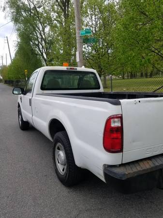 2008 F250 SD XL 2WD GREAT WORK TRUCK RUNS GREAT - - by for sale in Bronx, NY – photo 4