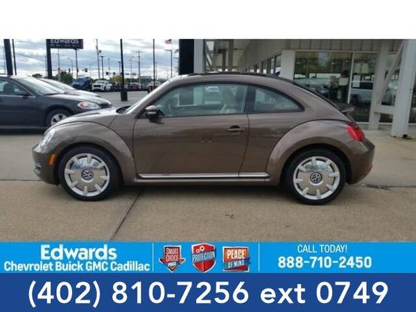 2016 Volkswagen Beetle Coupe hatchback (Dark Bronze Metallic) for sale in Council Bluffs, NE – photo 8