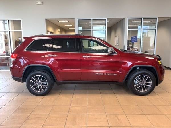 2019 Jeep Grand Cherokee Limited - cars & trucks - by dealer -... for sale in Boone, IA – photo 4