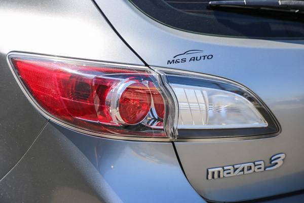2012 Mazda Mazda3 i Grand Touring hatchback Liquid Silver Metallic for sale in Sacramento , CA – photo 8