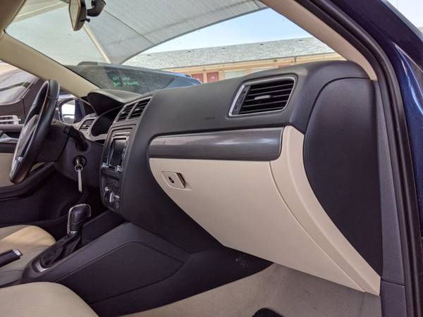 2013 Volkswagen Jetta TDI w/Premium SKU:DM420835 Sedan - cars &... for sale in North Richland Hills, TX – photo 17