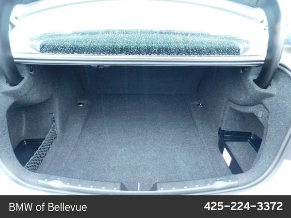2018 BMW 3 Series 320i xDrive AWD All Wheel Drive SKU:JNV02368 for sale in Bellevue, WA – photo 19