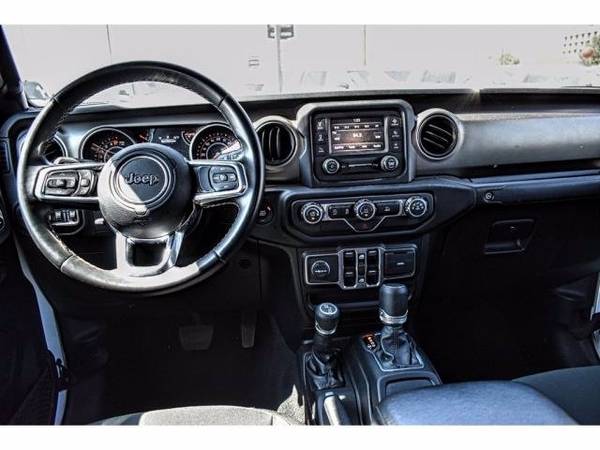 2020 Jeep Gladiator Sport S pickup Bright White Clearcoat - cars &... for sale in El Paso, TX – photo 17