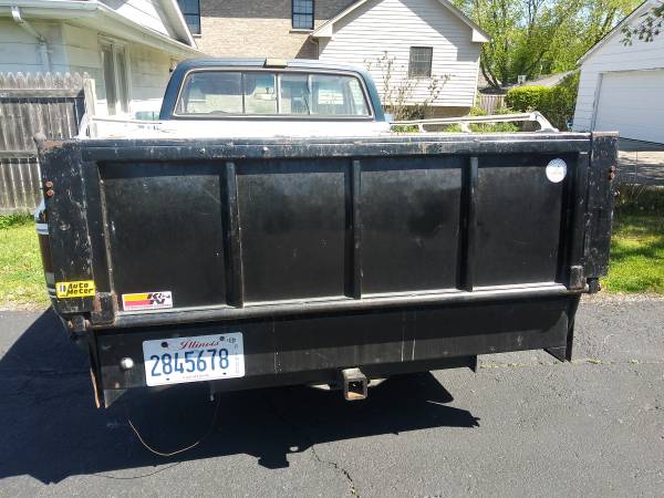 1985 chevy c10 longbed with liftgate for sale in Downers Grove, IL – photo 3