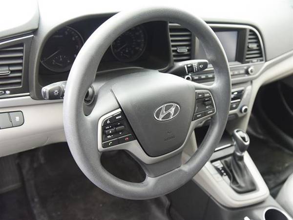 2017 Hyundai Elantra SE Sedan 4D sedan Blue - FINANCE ONLINE for sale in North Babylon, NY – photo 2