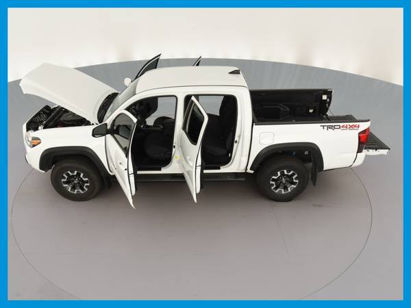 2018 Toyota Tacoma Double Cab TRD Off-Road Pickup 4D 5 ft pickup for sale in Yuba City, CA – photo 16
