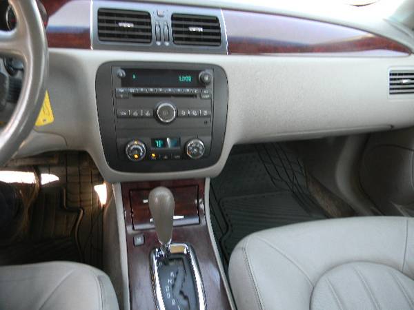 2006 Buick Lucerne CXL 135M - - by dealer - vehicle for sale in Farmington, MN – photo 8