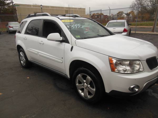 pontiac torrent suv low miles - cars & trucks - by dealer - vehicle... for sale in West Hartford, CT – photo 3