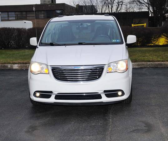 12 Chrysler Town and Country Stow and Go Low Miles Clean Inspected for sale in Philadelphia, PA – photo 3
