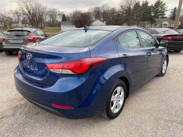 2015 HYUNDAI ELANTRA SE - - by dealer - vehicle for sale in Indianapolis, IN – photo 3