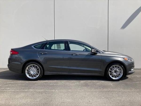2017 Ford Fusion SE AWD - - by dealer - vehicle for sale in Calumet City, IL – photo 5