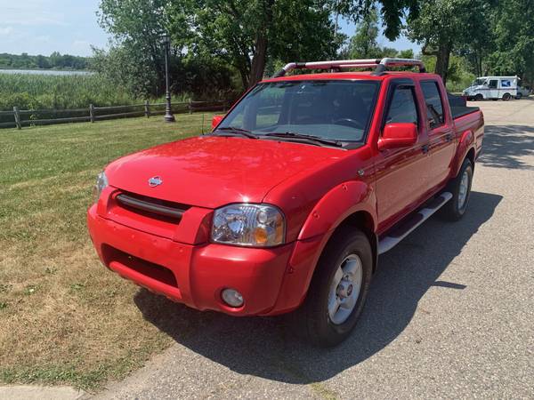 2001 Nissan Frontier XE 4x4 Crew Cab for sale in Grand Blanc, MI