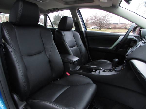 2012 MAZDA 3 GRAND TOURING**SUPER CLEAN**LOW MILES**FINANCING AVAILABL for sale in redford, MI – photo 12
