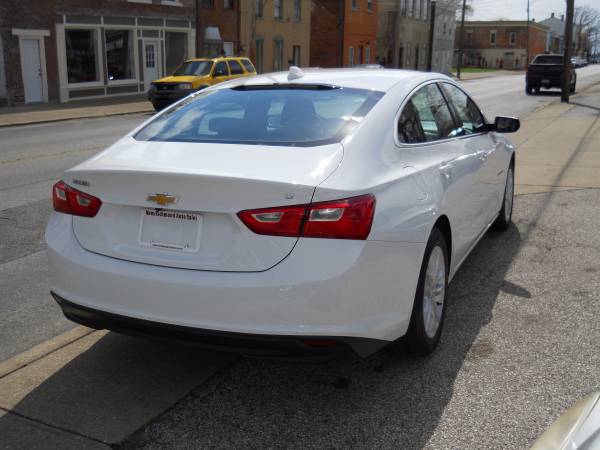 2016 CHEVROLET MALIBU LT - - by dealer - vehicle for sale in New Richmond, OH – photo 5