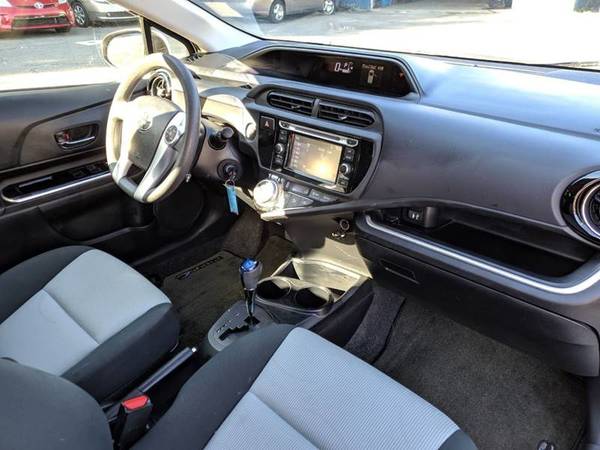 2015 Toyota Prius c hybrid pkg2 bluetooth cd 50mpg 112k for sale in Walpole, NH – photo 22