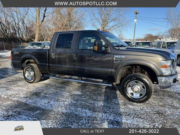 2008 Ford F250 Super Duty Crew Cab XL Pickup 4D 6 3/4 ft for sale in Garfield, NY – photo 3