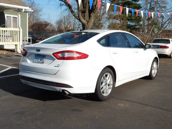 2013 FORD FUSION SE 4CYL AUTO LOADED 2 OWNER 76000 MILES $9495 -... for sale in Rush City, MN – photo 2