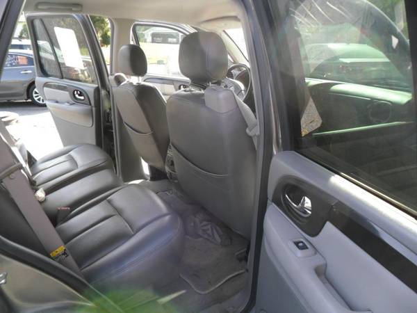 2005 GMC Envoy SLE LOW MILES - - by dealer - vehicle for sale in Kingsport, TN – photo 8