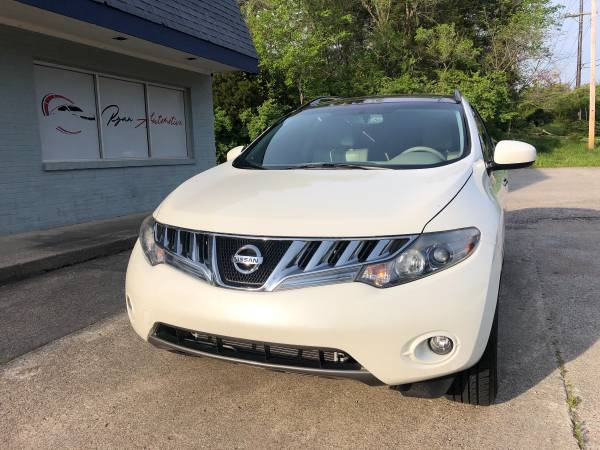 2010 Nissan Murano SL Non Smoker No Issues - - by for sale in Louisville, KY – photo 3
