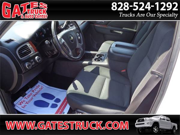 2012 Chevrolet Suburban 1500 LS 4WD V8 White - - by for sale in Franklin, NC – photo 18