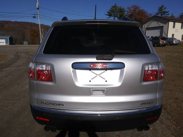 2010 GMC Acadia SLT AWD "3rd Row Seats, No Rust, New Sticker" - cars... for sale in Windsor, ME – photo 7