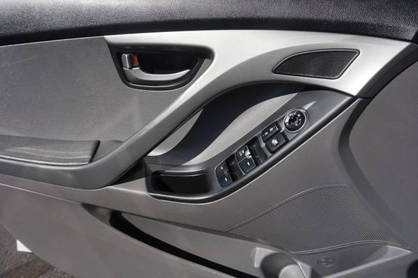 2016 Hyundai Elantra SE Sedan 4D for sale in Greeley, CO – photo 9